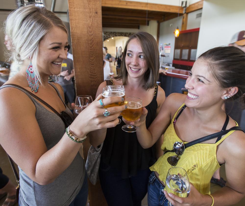 Girlfriend Getaway beer cheer