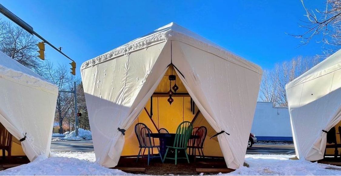 Little on Mountain Dining Outdoor Winter